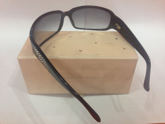 Sunglasses in Pakistan